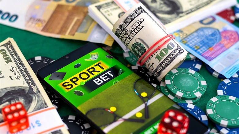 Spin the Reels, Place Your Bets and Win Big! 9